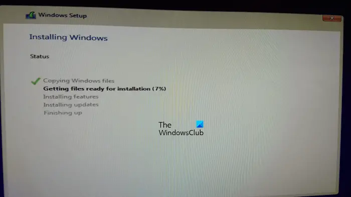 Windows instalēšana ir iestrēgusi sadaļā Failu sagatavošana