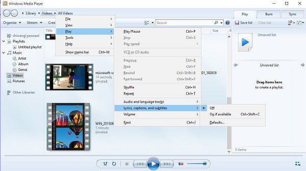 Windows 10에서 비디오의 가사, 캡션 및 자막 표시 또는 숨기기