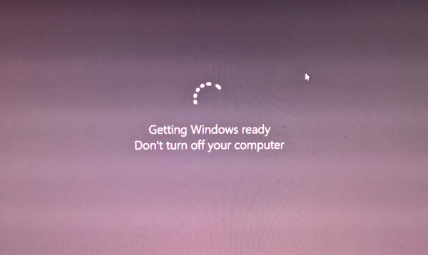 विंडोज 10 विंडोज तैयार होने पर अटक गया, अपनी कंप्यूटर स्क्रीन बंद न करें